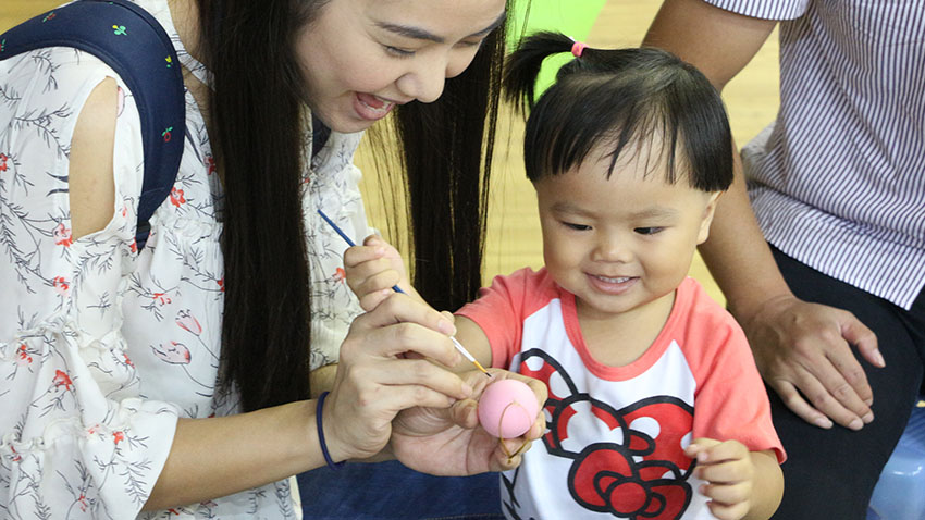 親子互動(dòng)訓(xùn)練營(yíng)