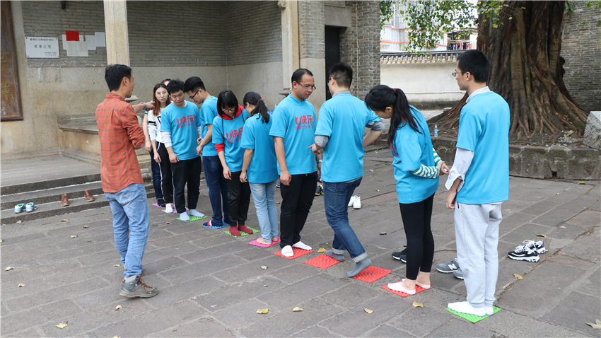 賜麓網(wǎng)絡(luò)科技有限公司2018年大嶺古村戶外團隊拓展活動