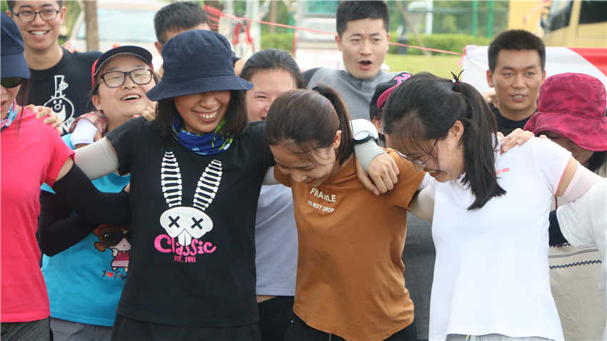 佛山SGS美的鷺湖森林度假區(qū)拓展訓(xùn)練基地舉行團(tuán)隊(duì)建設(shè)活動(dòng)