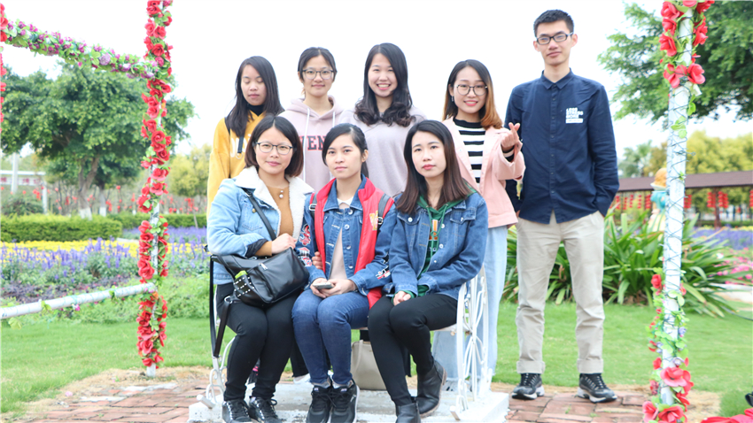 東鵬特飲女神節(jié)戶外拓展活動