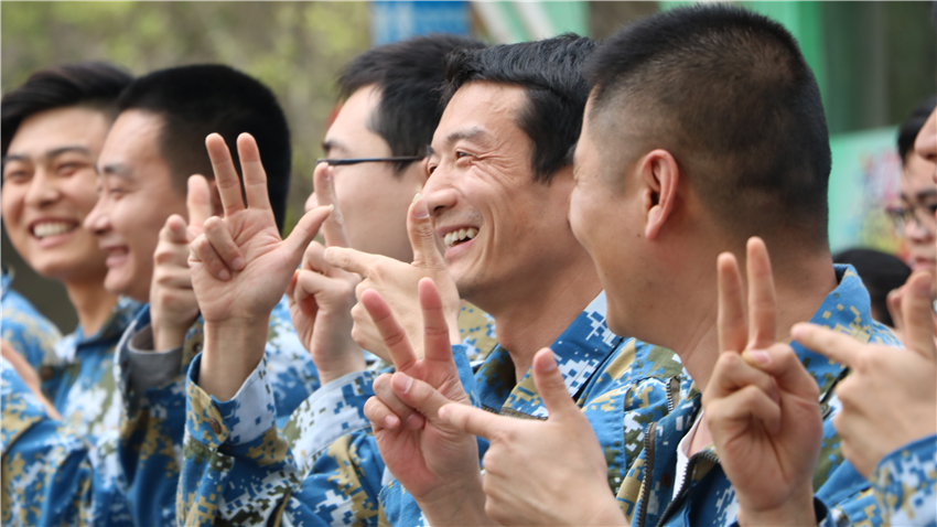 簡(jiǎn)派照明團(tuán)隊(duì)拓展訓(xùn)練活動(dòng)取得圓滿成功