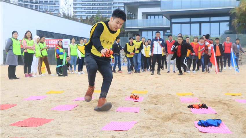 深圳市翼速國際物流有限公司精英團(tuán)隊拓展訓(xùn)練取得圓滿成功