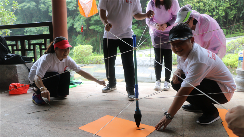廣州禧匯房地產(chǎn)代理有限公司帽峰山拓展活動(dòng)