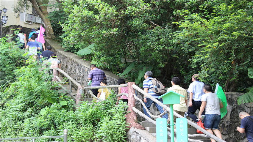 廣州市卓望通信科技有限公司舉辦黨支部警示教育拓展活動