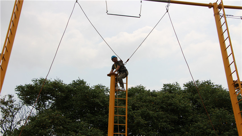 廣州陽光100銷售傳奇體驗(yàn)式拓展培訓(xùn)活動(dòng)