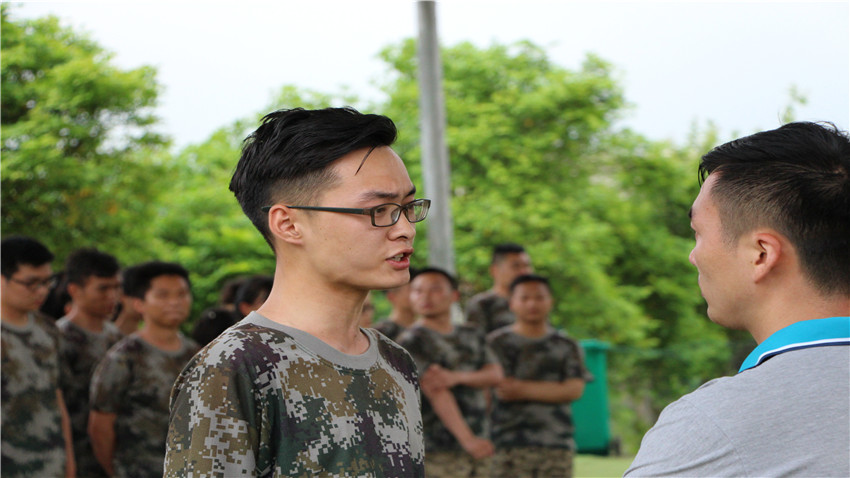 廣州陽光100銷售傳奇體驗(yàn)式拓展培訓(xùn)活動(dòng)