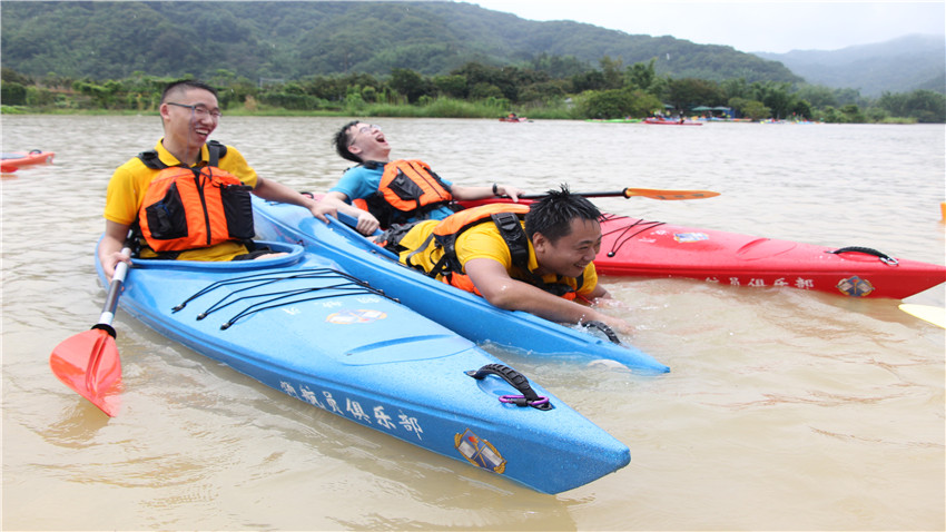 廣東高速科技投資有限公司皮劃艇拓展活動(dòng)圓滿成功