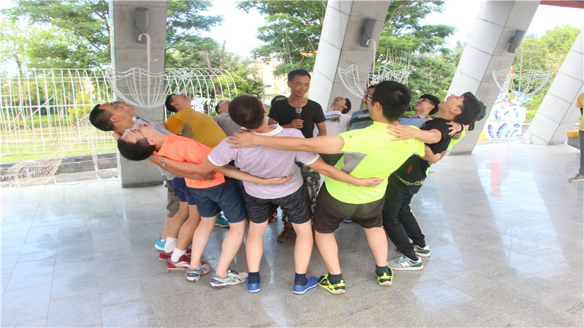 匯平化工拓展訓練活動取得圓滿成功!