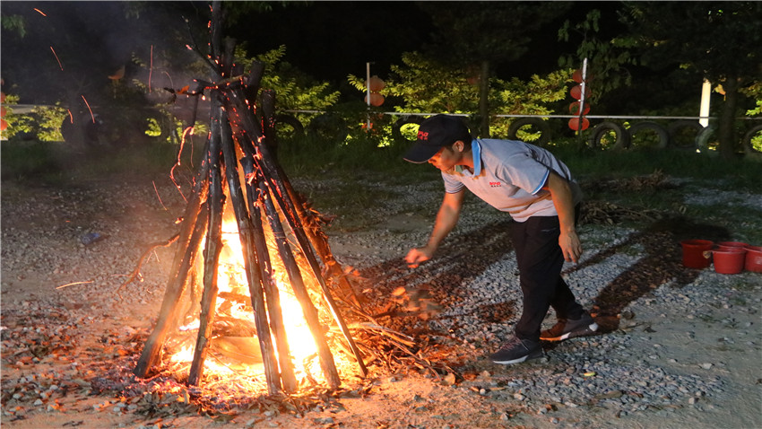 廣州市葵力橡塑制品有限公司十三周年慶拓展活動(dòng)圓滿結(jié)束！
