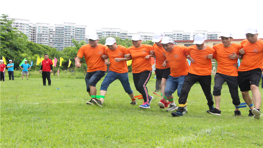 尚東物業(yè)悅水莊趣味運動會成功舉辦！
