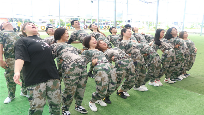 深圳市天洋立信精英團隊拓展訓練活動圓滿成功!