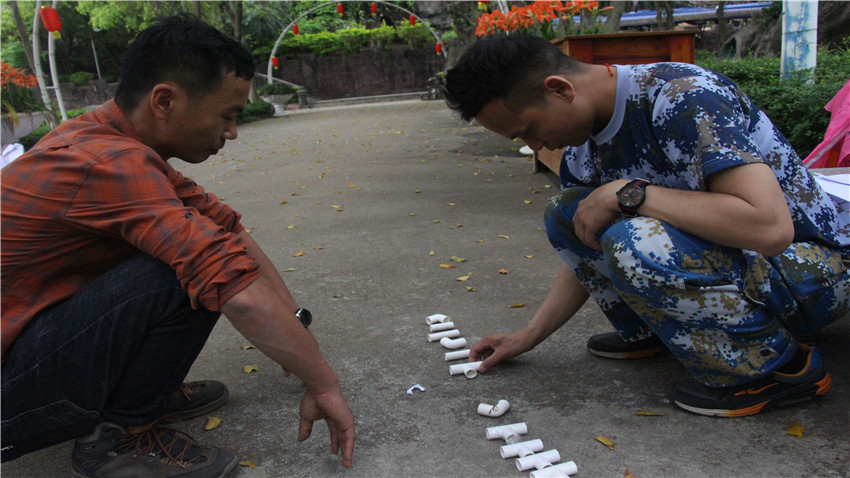 一加地產(chǎn)江門色色環(huán)球影城基地團隊拓展訓練順利進行