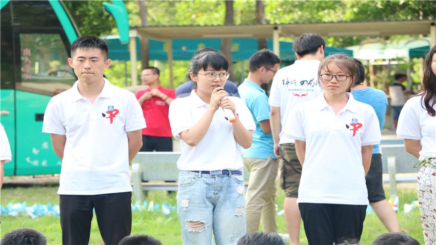 中建四局珠海公司紅星海岸新員工拓展活動